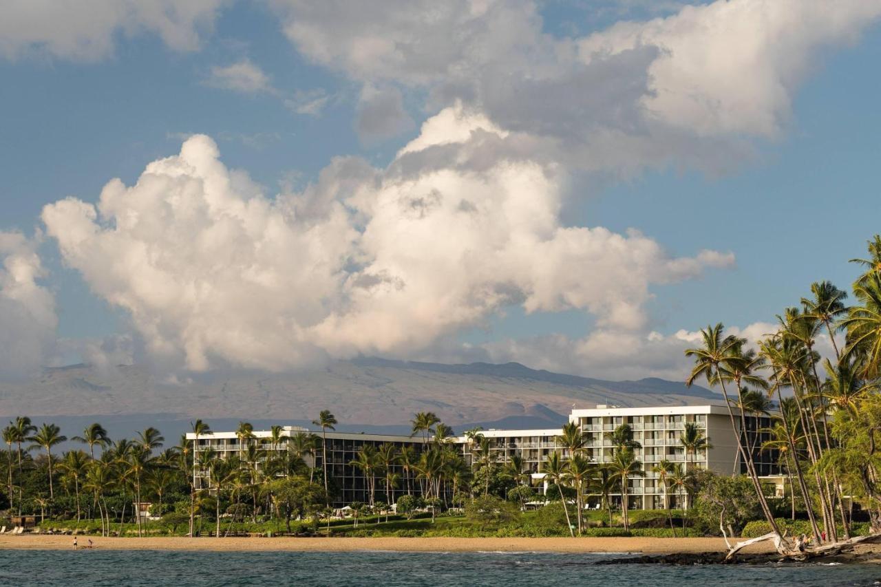 Waikoloa Beach Marriott Resort & Spa Exterior photo