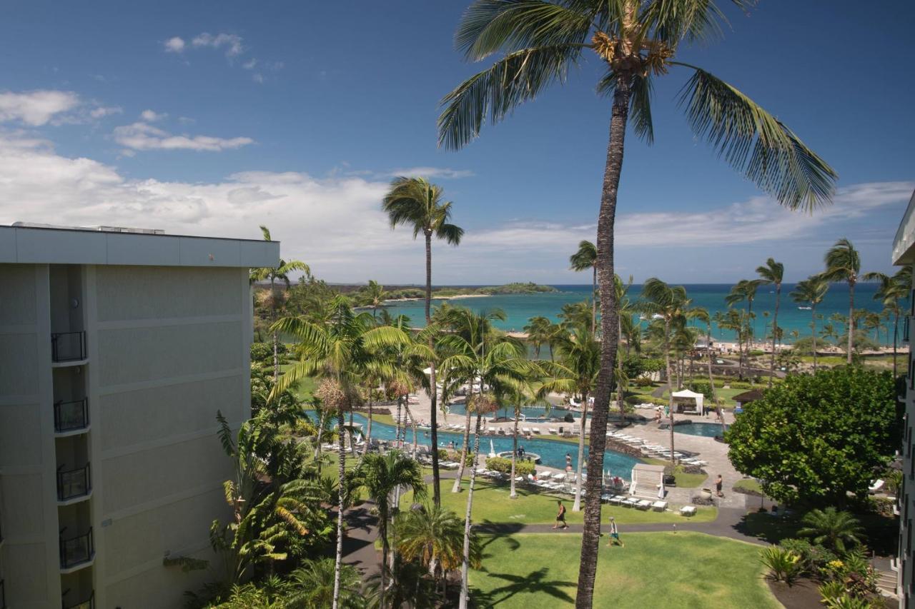 Waikoloa Beach Marriott Resort & Spa Exterior photo