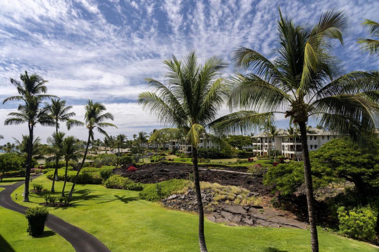 Waikoloa Beach Marriott Resort & Spa Exterior photo