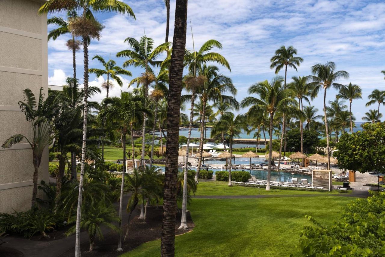 Waikoloa Beach Marriott Resort & Spa Exterior photo