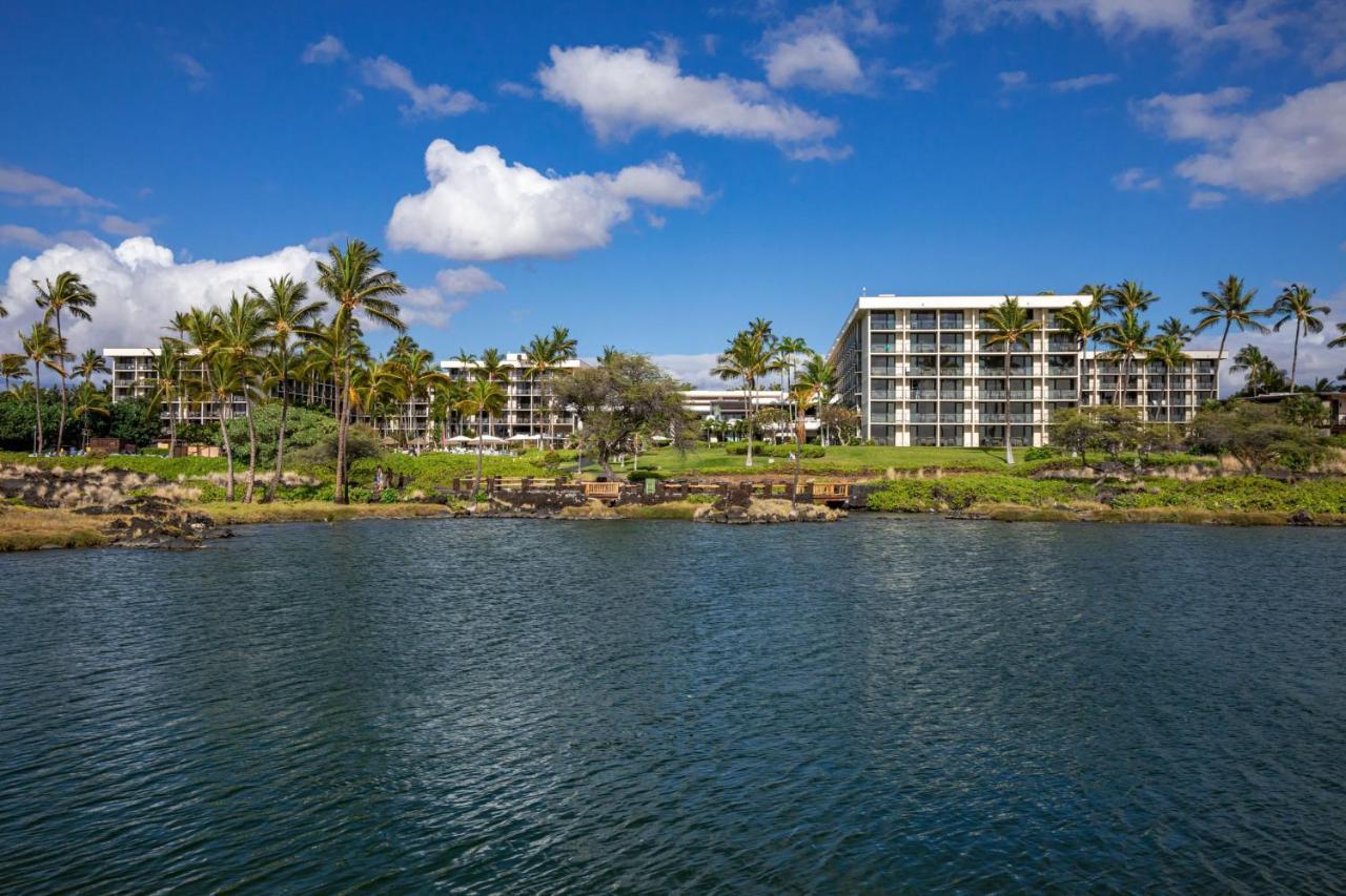 Waikoloa Beach Marriott Resort & Spa Exterior photo